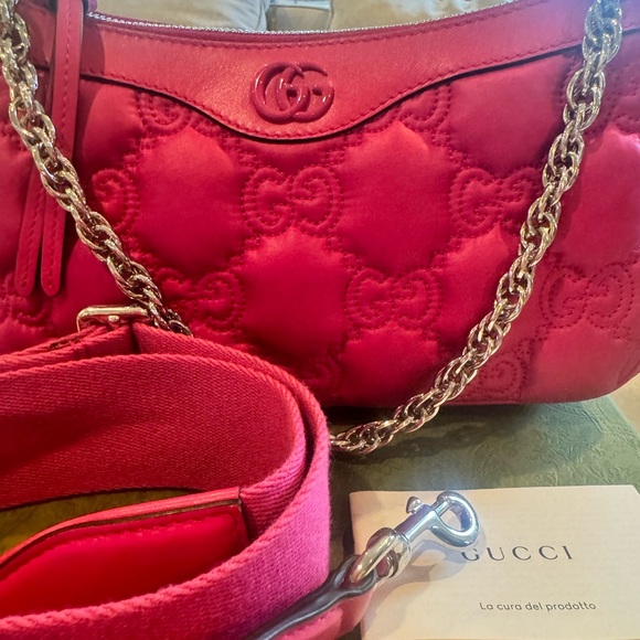 Gucci GG MATELASSÉ SMALL SHOULDER BAG - Picture 10 of 10